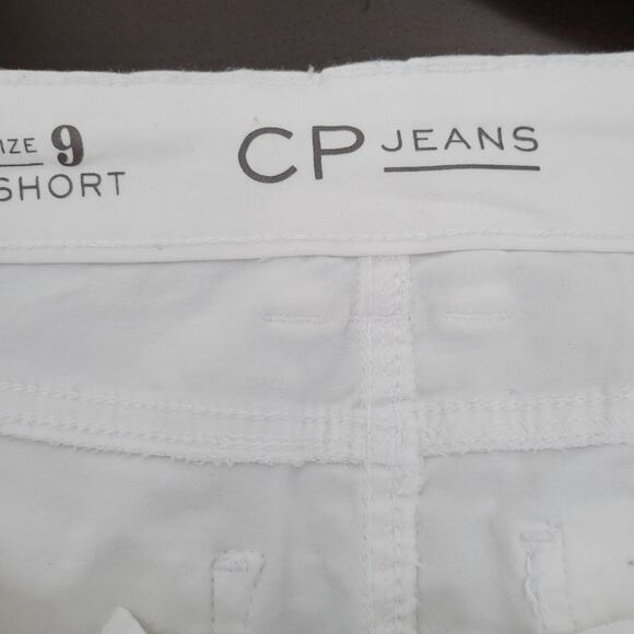 CP Jeans White Shorts Size 9 Rolled Cuff, Stretchy Summer Short, Belt Loops - Picture 3 of 4